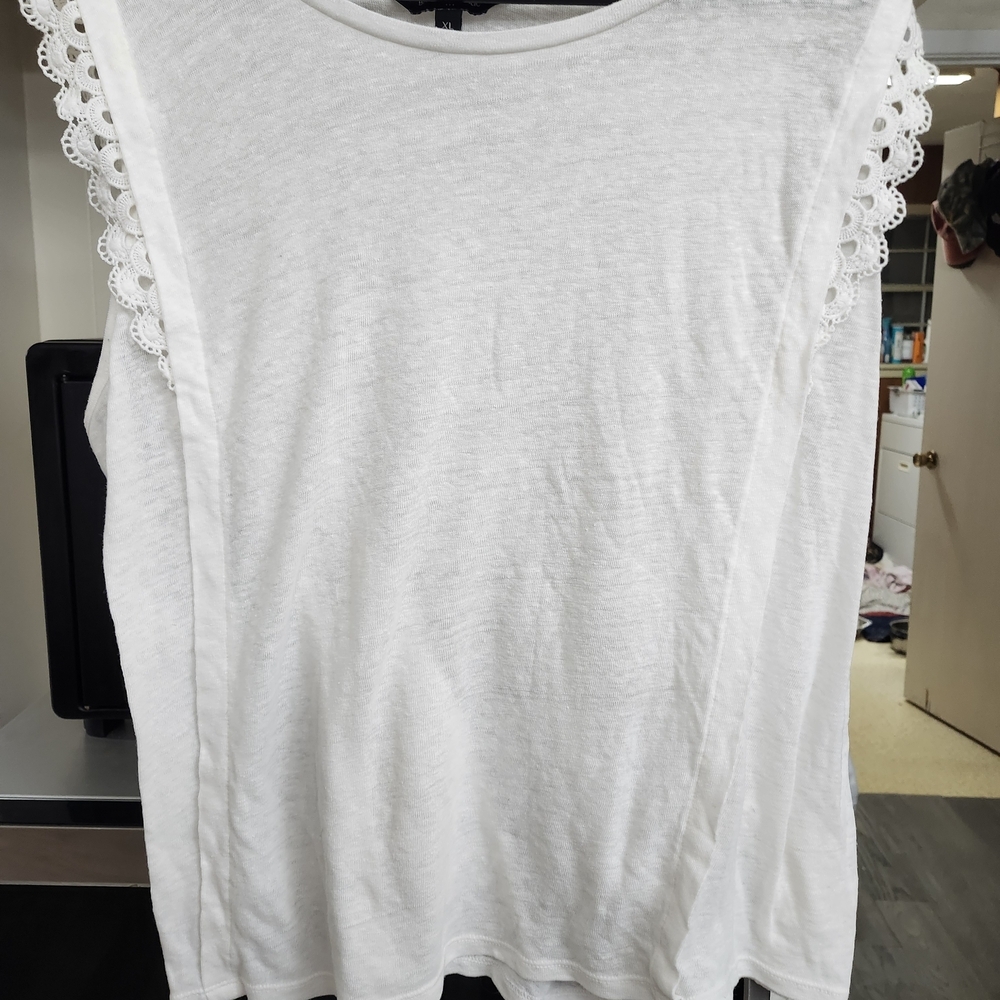 Banana Republic White Lace-Trim Sleeveless Tank Top